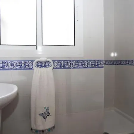 Apartment Para10 Pax En El Centro De Conil